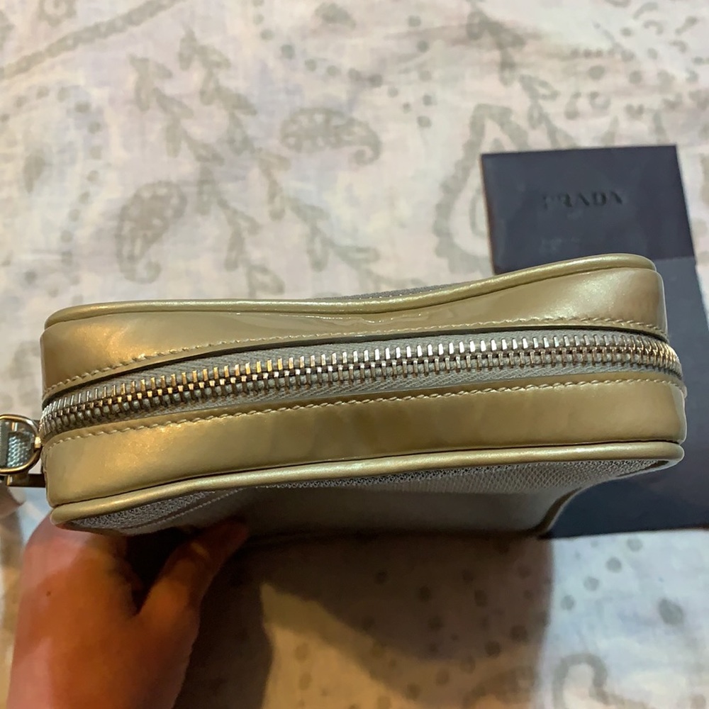 Vintage Prada Sport Bike Lux Pochette Wristlet Argento Gray Made in Italy - Picture 10 of 17